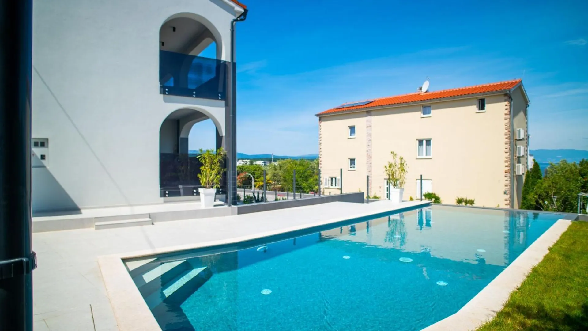 Villa Calma Apartments Vantacici