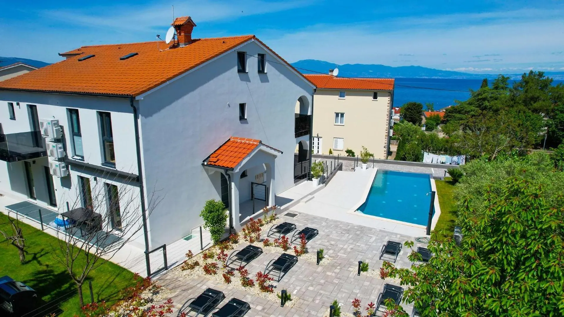 Villa Calma Apartments Vantacici