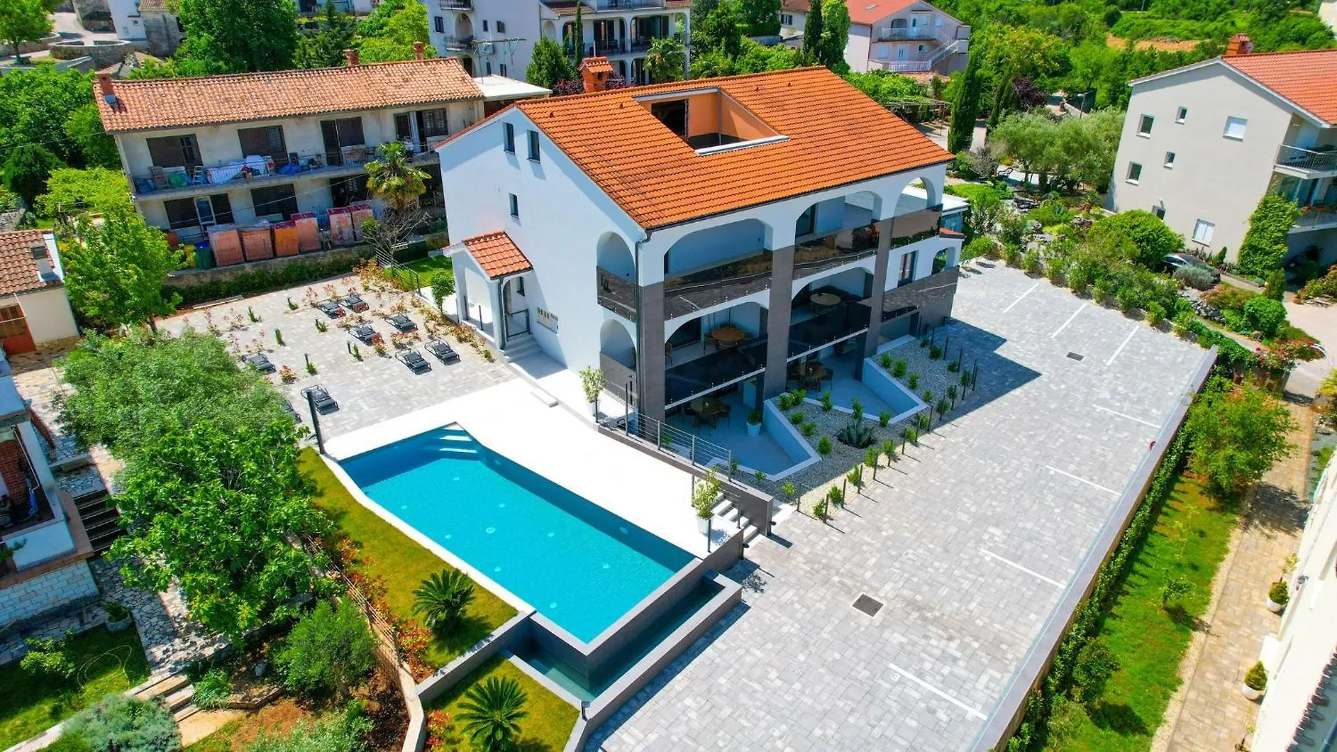 Villa Calma Apartments Vantacici