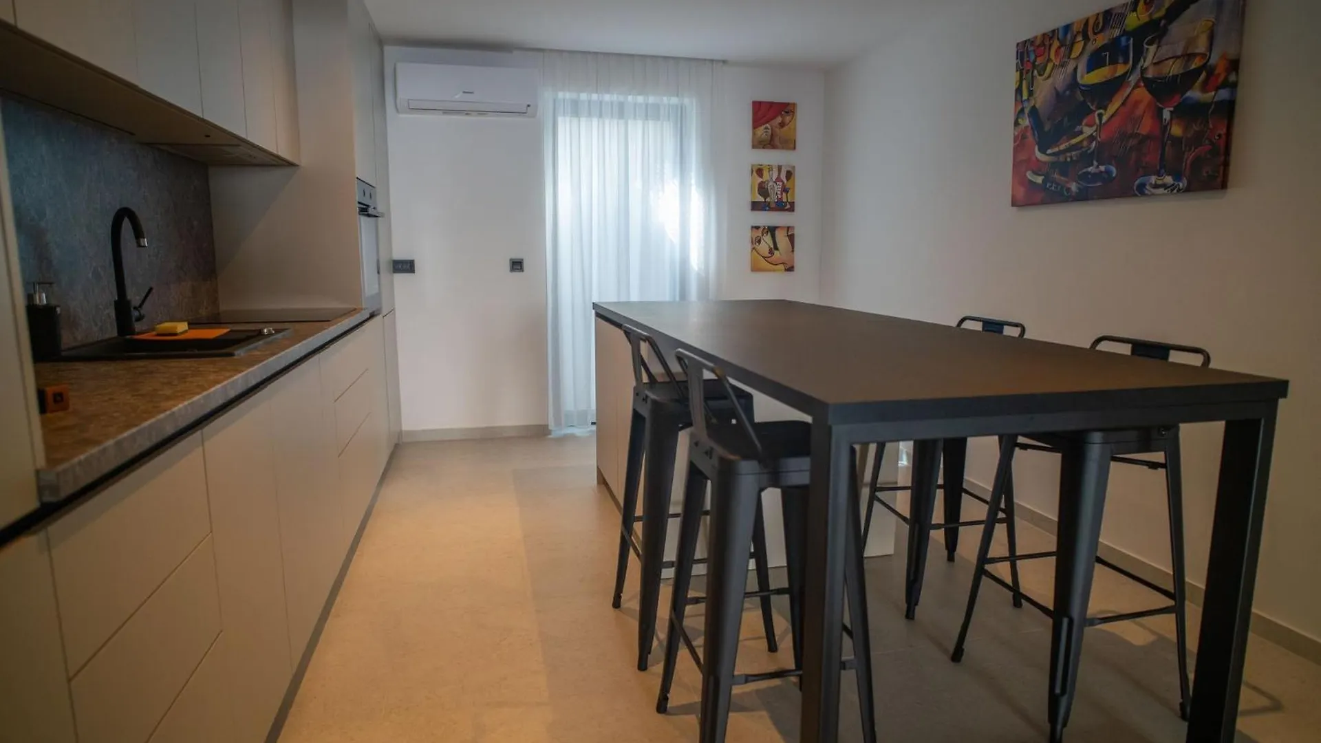 Villa Calma Apartments Vantacici 0*,