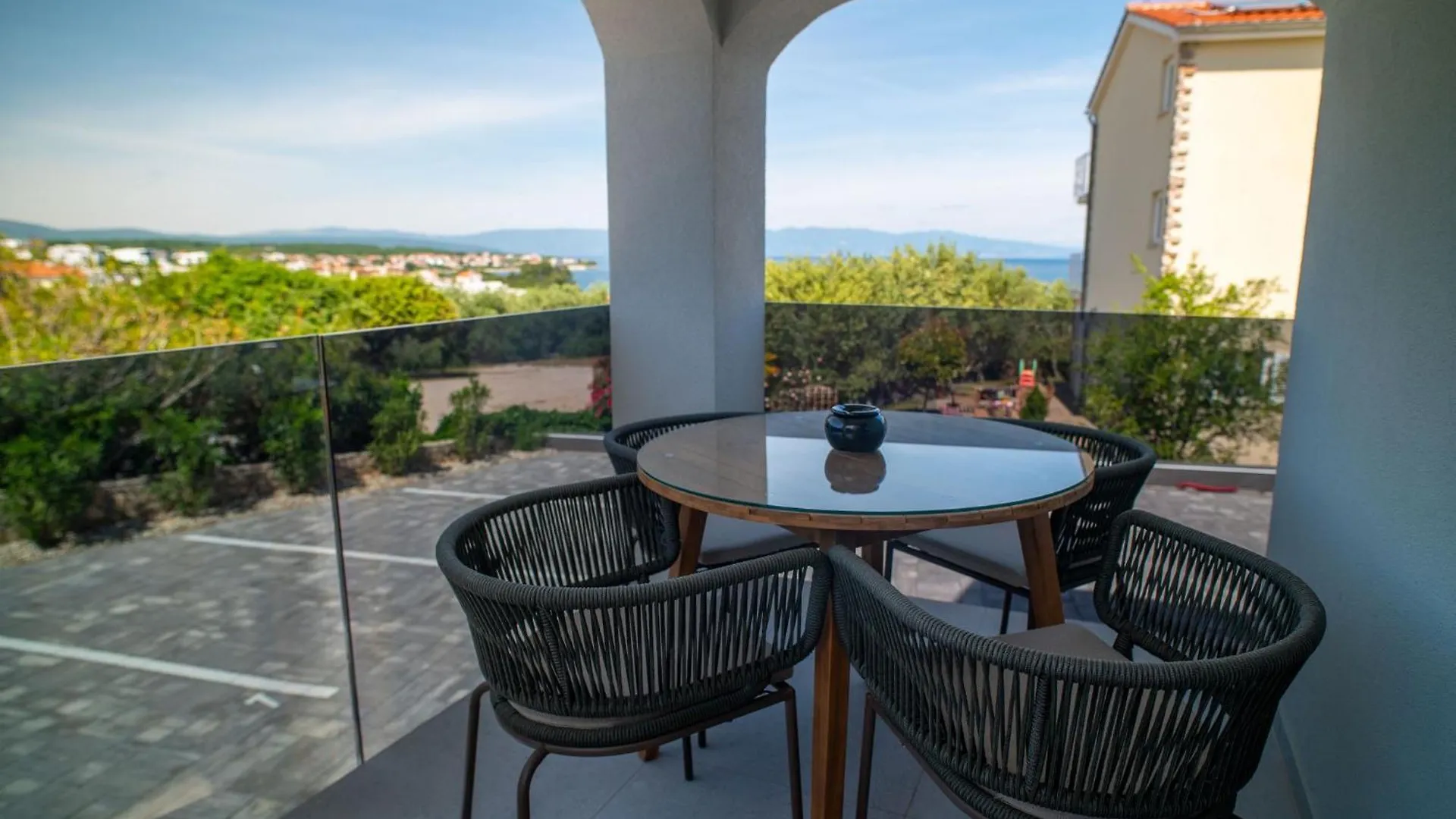 Villa Calma Apartments Vantacici